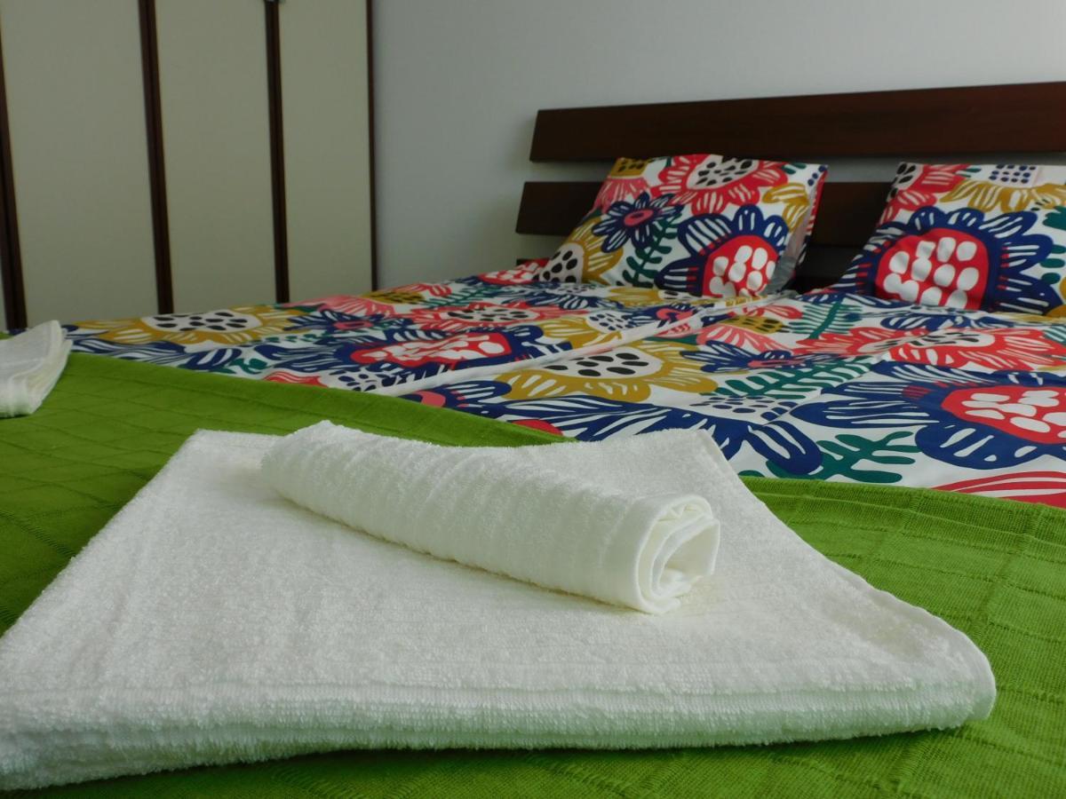 Katamaran Apartment Siofok Luaran gambar