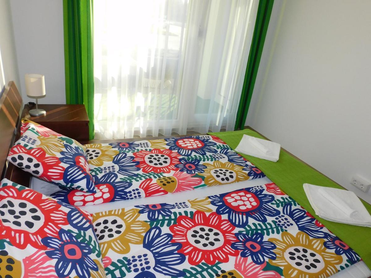 Katamaran Apartment Siofok Luaran gambar