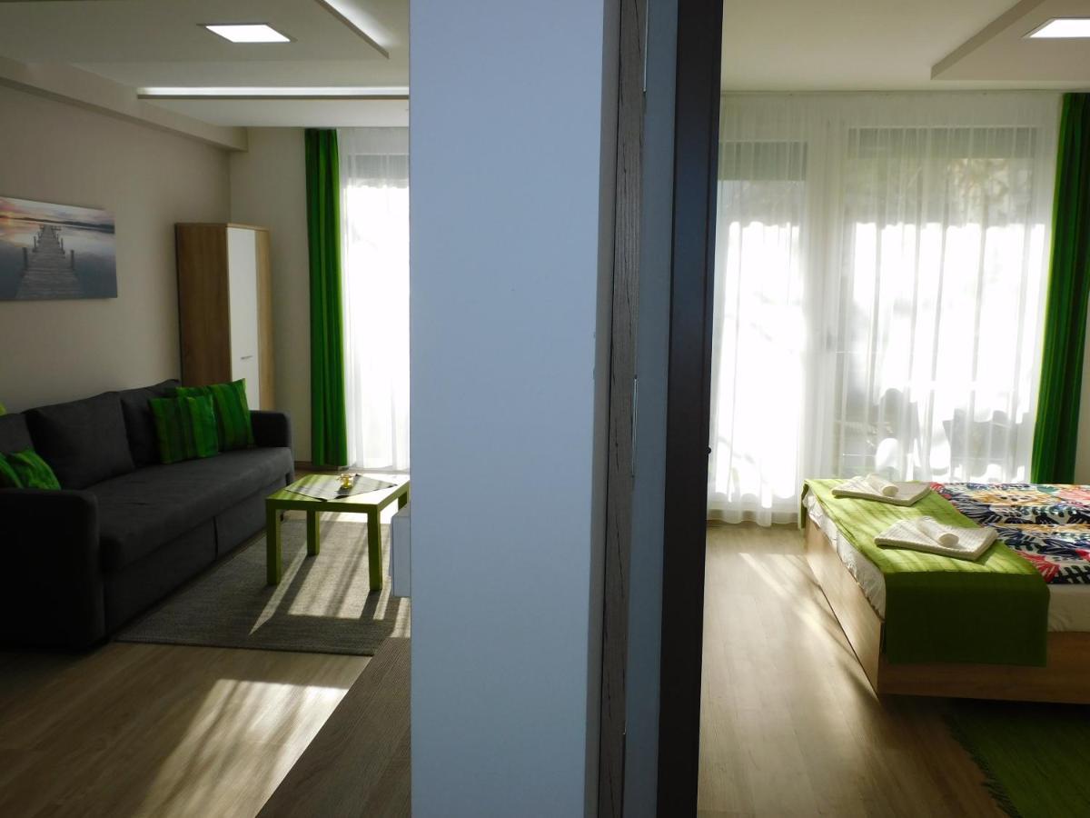 Katamaran Apartment Siofok Luaran gambar