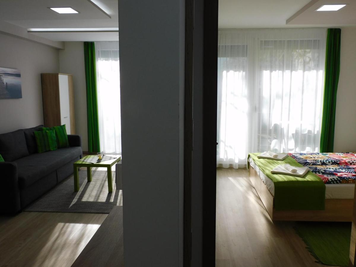 Katamaran Apartment Siofok Luaran gambar