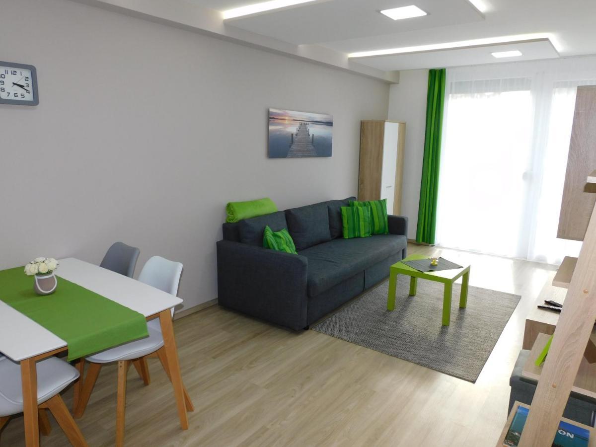 Katamaran Apartment Siofok Luaran gambar