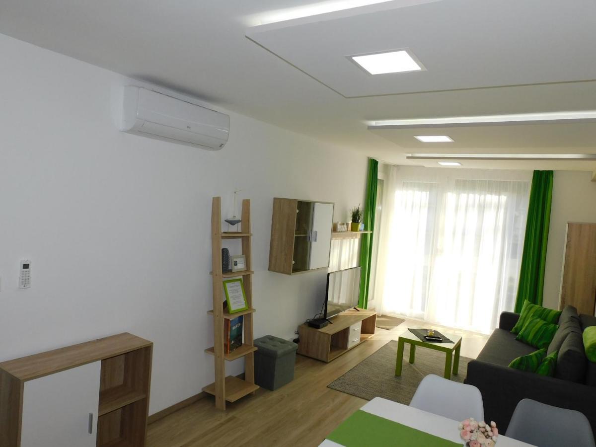 Katamaran Apartment Siofok Luaran gambar