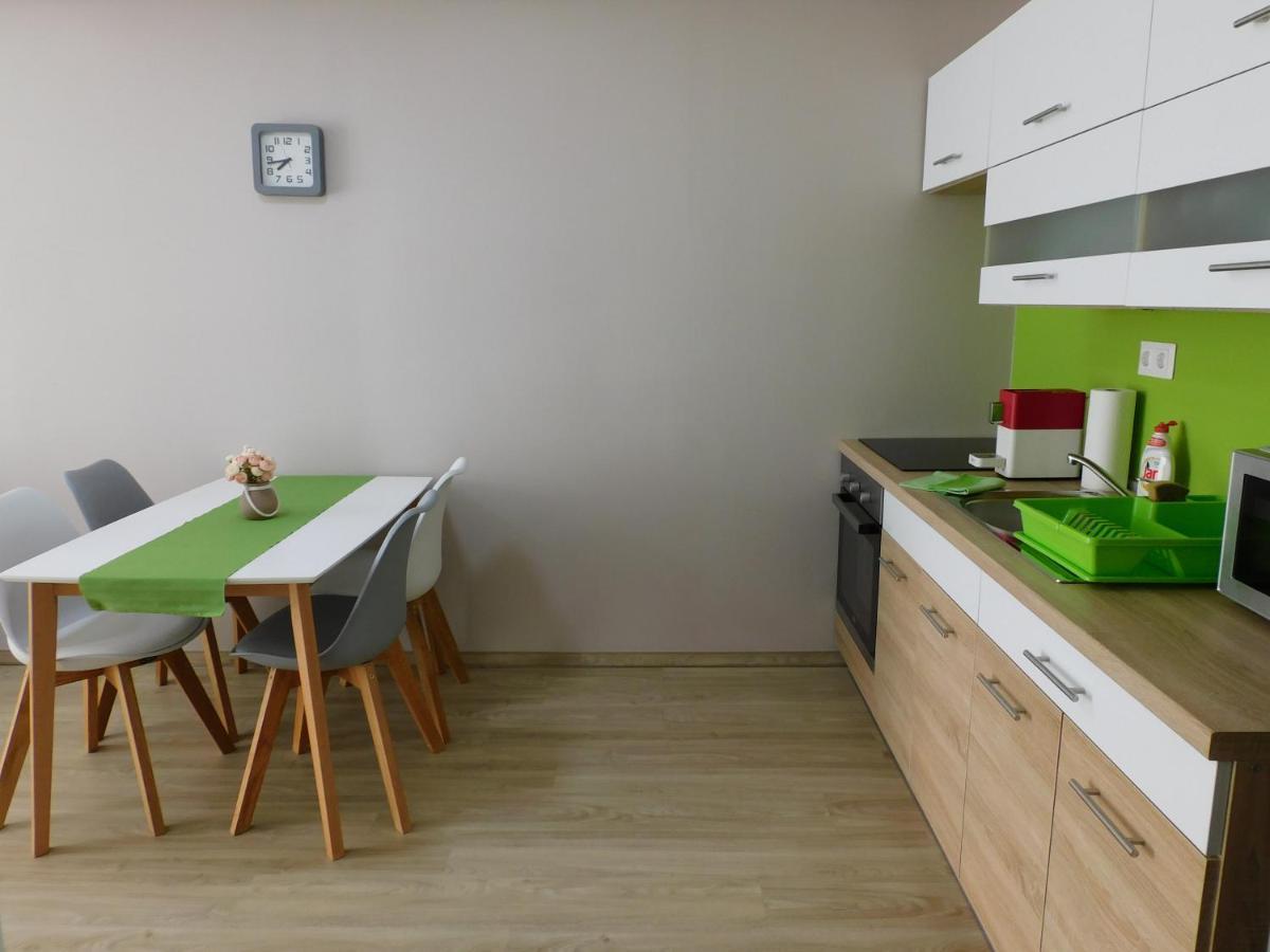 Katamaran Apartment Siofok Luaran gambar